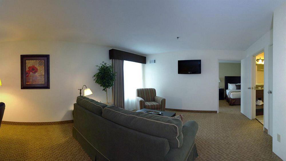 Best Western Plus Valdosta Hotel & Suites Exterior foto